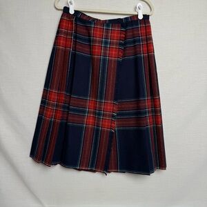 Vintage Present Co. Pleated Wool Blend Skirt – Red & Navy Tartan, Size 13/14